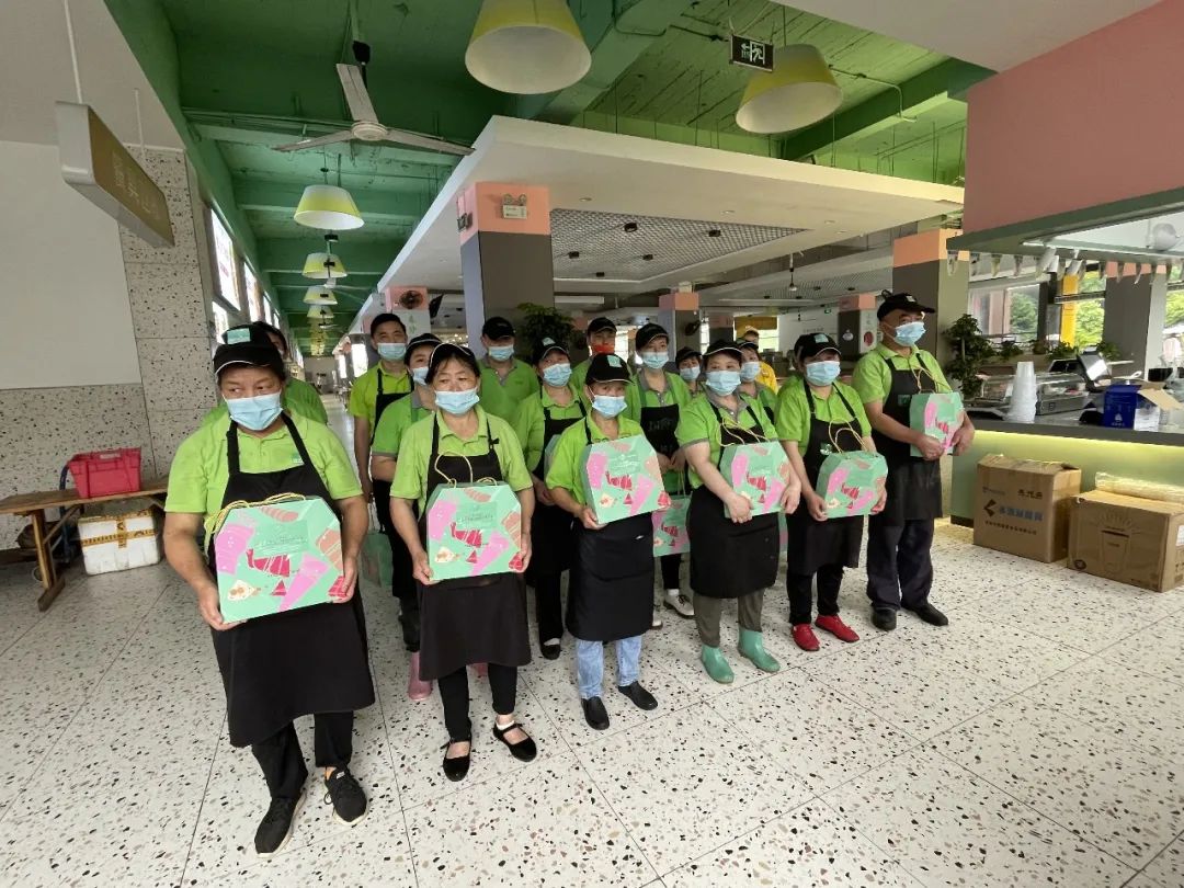 0e4b28b4-4d7e-4b24-b999-ed2fc51cb654