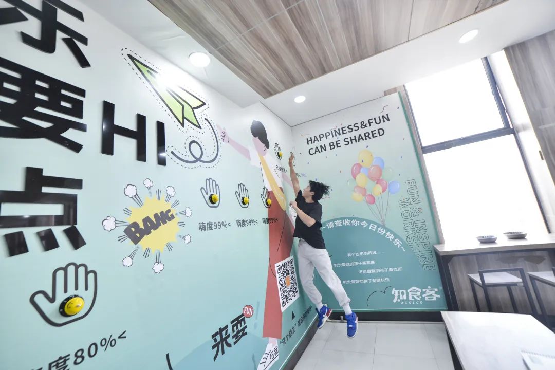 ccb19919-b4b4-431a-b3b2-1a8a37b45815